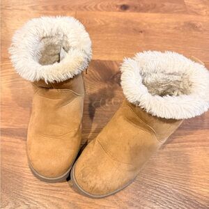 Cat & Jack Chestnut fur-lined ankle Boots Size 13